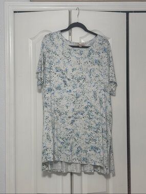 Philosophy White Tunic with Blue, Grey, Black Speckle